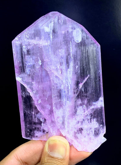 Pink Kunzite Crystal, Natural Kunzite Crystal, Kunzite stone, Kunzite Gemstone, Kunzite for sale, Raw Kunzite, Healing Crystal, 185 g