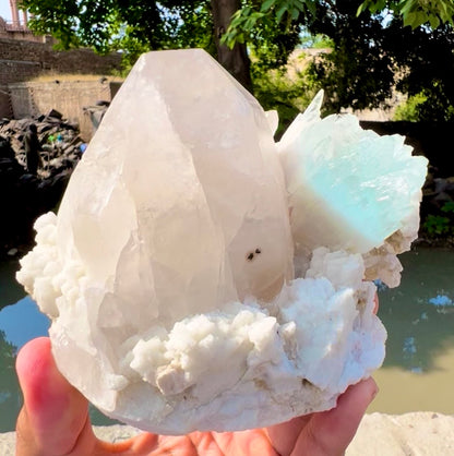 AquaMorganite crystal with Quartz and Albite from Pakistan, 1465 grams