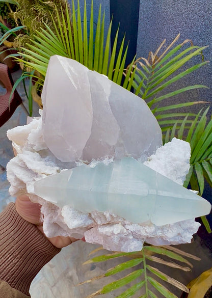 Blue Topaz with Quartz and Albite from Paprok, 922 Gram