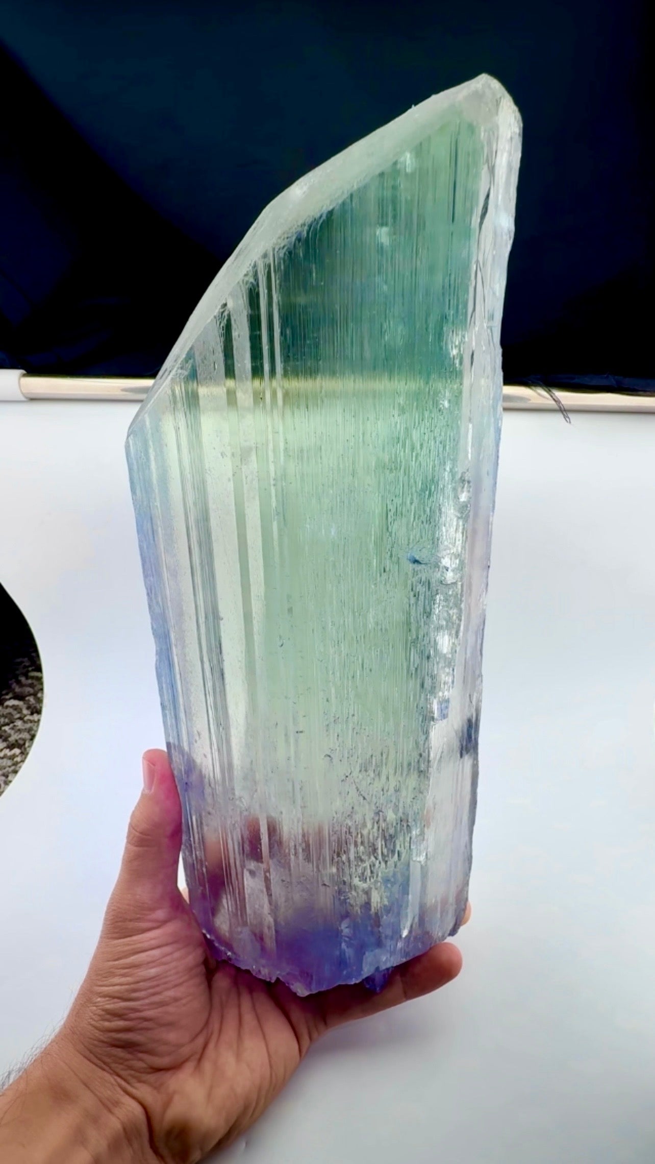 Spodumene Kunzite Crystal for Faceting - 4020 gram