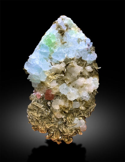 Aquamarine Crystals Cluster with Pink Apatite, Natural Aquamarine, Green FLuorite, Aquamarine Specimen, Raw Aquamarine, Raw Gemstone, 996 g