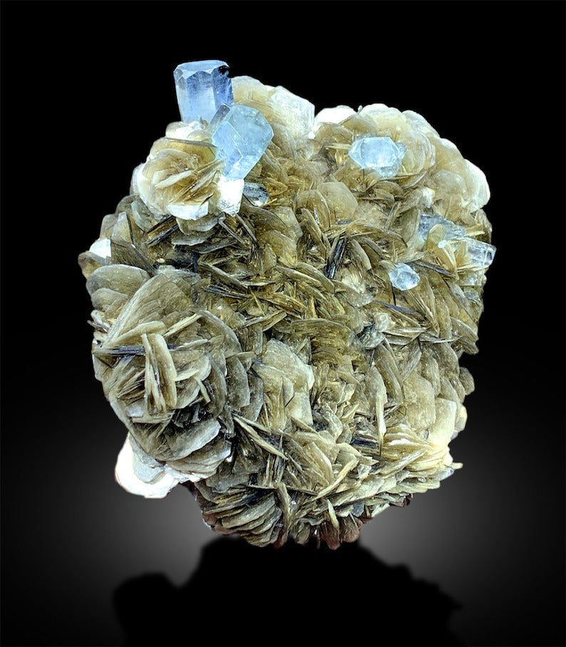 Aquamarine Crystals with Muscovite Mica, Terminated Aquamarine Crystals, Aquamarine Cluster, Aquamarine Crystals, Mineral Specimen, 1024g