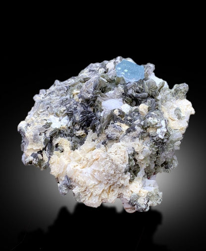 Natural Blue Color Aquamarine with Star Mica, Aquamarine Crystal, Mineral Specimen, Aquamarine from Shigar valley Skardu Pakistan - 463 gram