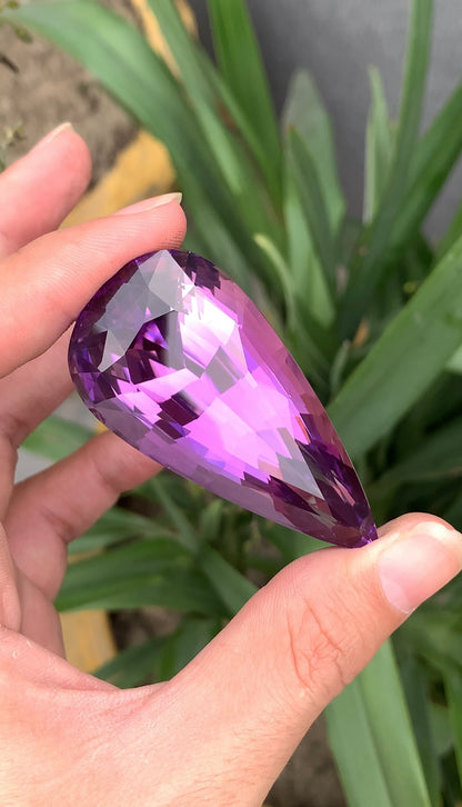 Natural Deep Pink Kunzite Gemstone – 300 Ct Afghan Pear Cut Kunzite – Massive Collector Gem , Museum Size Stone