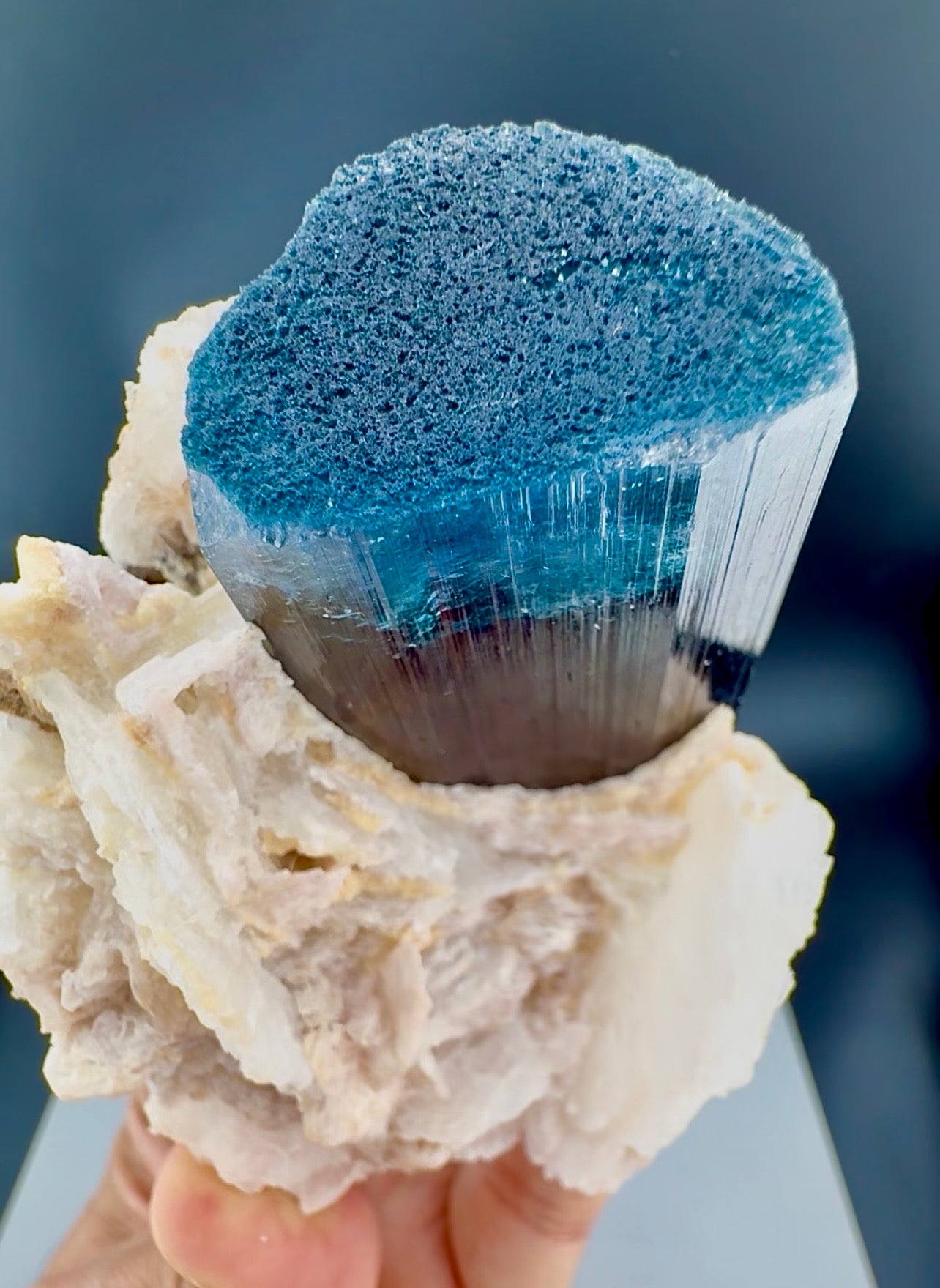 Blue Cap Tourmaline with Cleavlandite Albite from Afghanistan, 310 gran