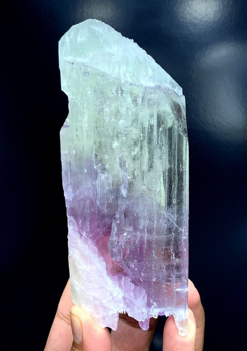 Bicolor Kunzite Crystal, Natural Kunzite, Kunzite stone, Pink Kunzite, Kunzite for sale, Raw Kunzite, Mineral Specimen, Healing Stone, 449 g