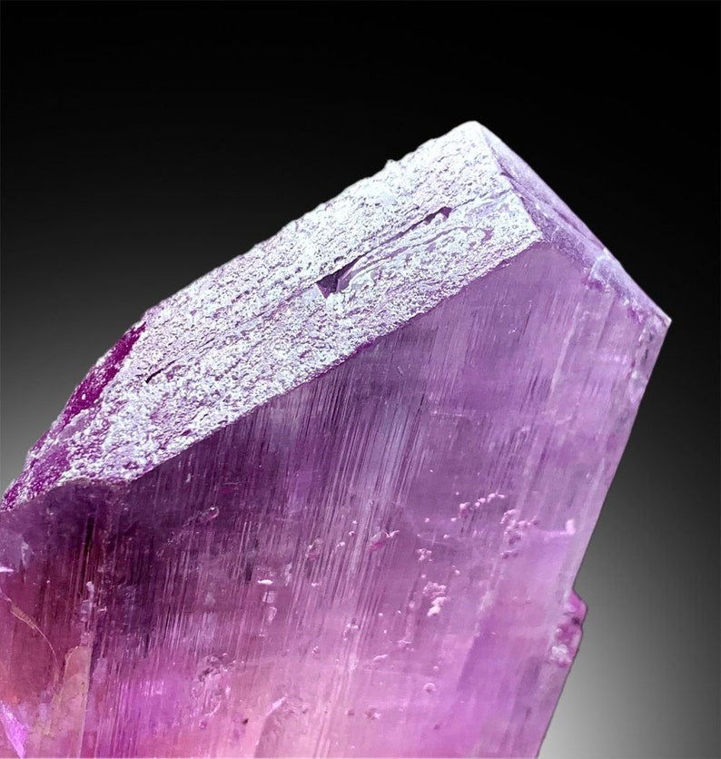 Pink Kunzite Crystal, Kunzite Gemstone, Kunzite Stone, Kunzite Specimen, Terminated Kunzite, Natural Kunzite, Kunzite for sale, 279 gram