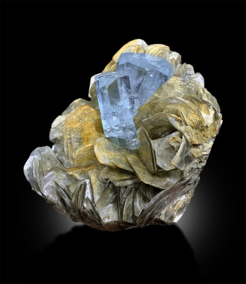 Aquamarine Specimen | Aquamarine Crystals Cluster | Aquamarine stone | Aquamarine for sale | Fine Mineral Specimen | Muscovite Mica | 246 g