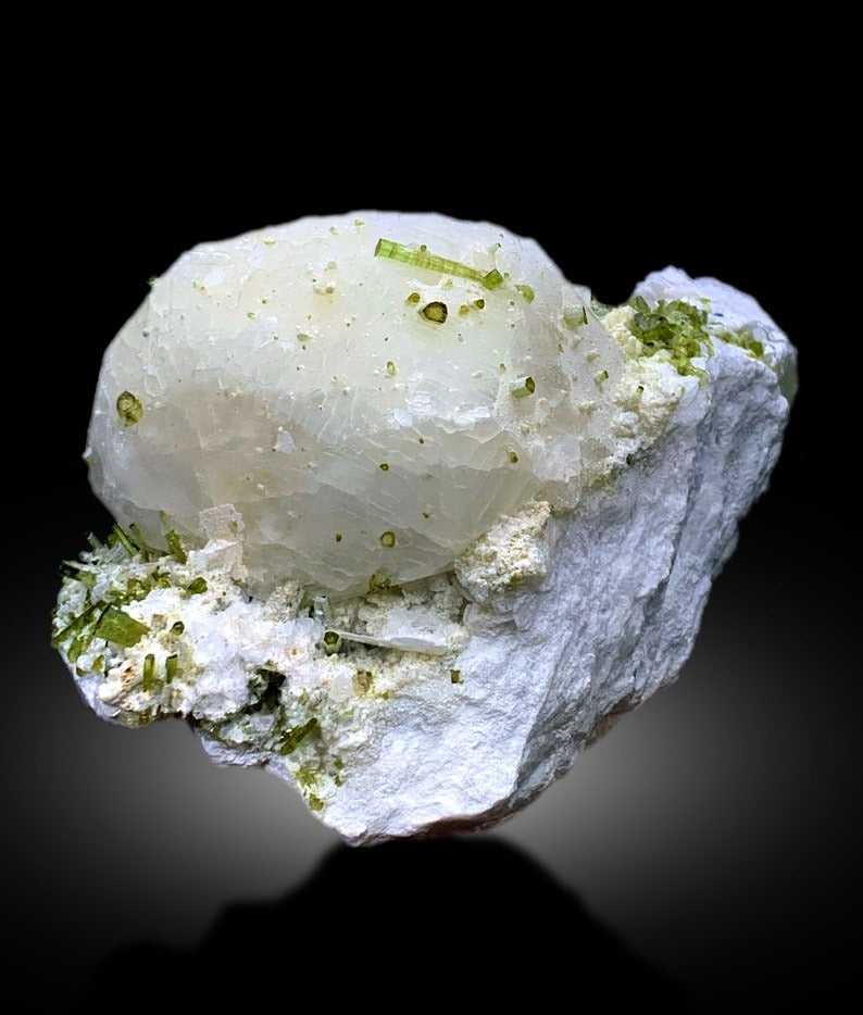 Natural Green Color Tourmaline Crystals with Pollucite, Raw Mineral, Tourmaline Specimen from Chapu Mine Skardu Pakistan - 628 gram