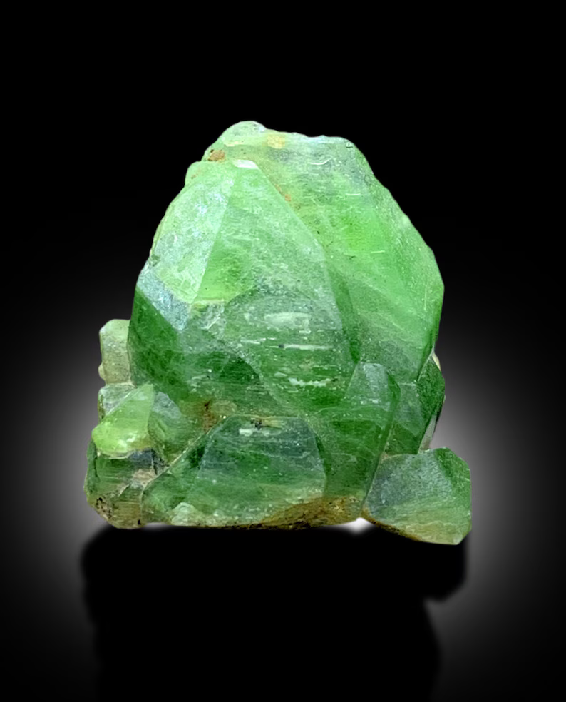 Green Color Peridot Crystal, Natural Peridot, Peridot Stone, Peridot Rough Gemstone, Peridot Specimen, Peridot for Sale - 50 gram