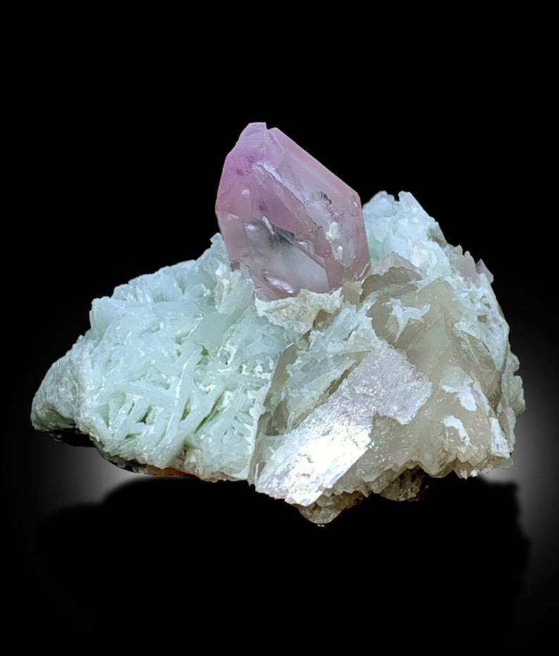 Pink Kunzite Specimen, Pink Kunzite crystal with Quartz and Cleavlandite Albite, Natural Kunzite, Raw Kunzite, Chakra stone, 458 g