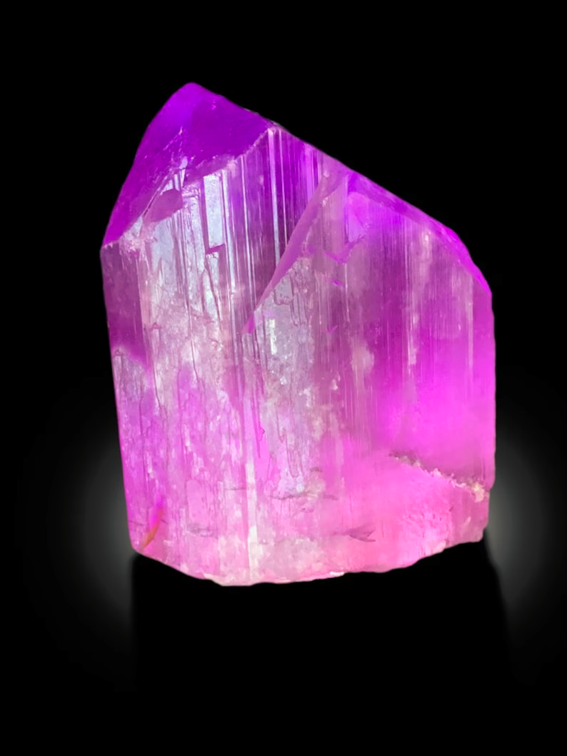 Top Grade Kunzite Crystal, Deep Pink color Kunzite Crystal, Natural Kunzite stone, Kunzite specimen, Raw Kunzite, Kunzite gemstone, 1108 g