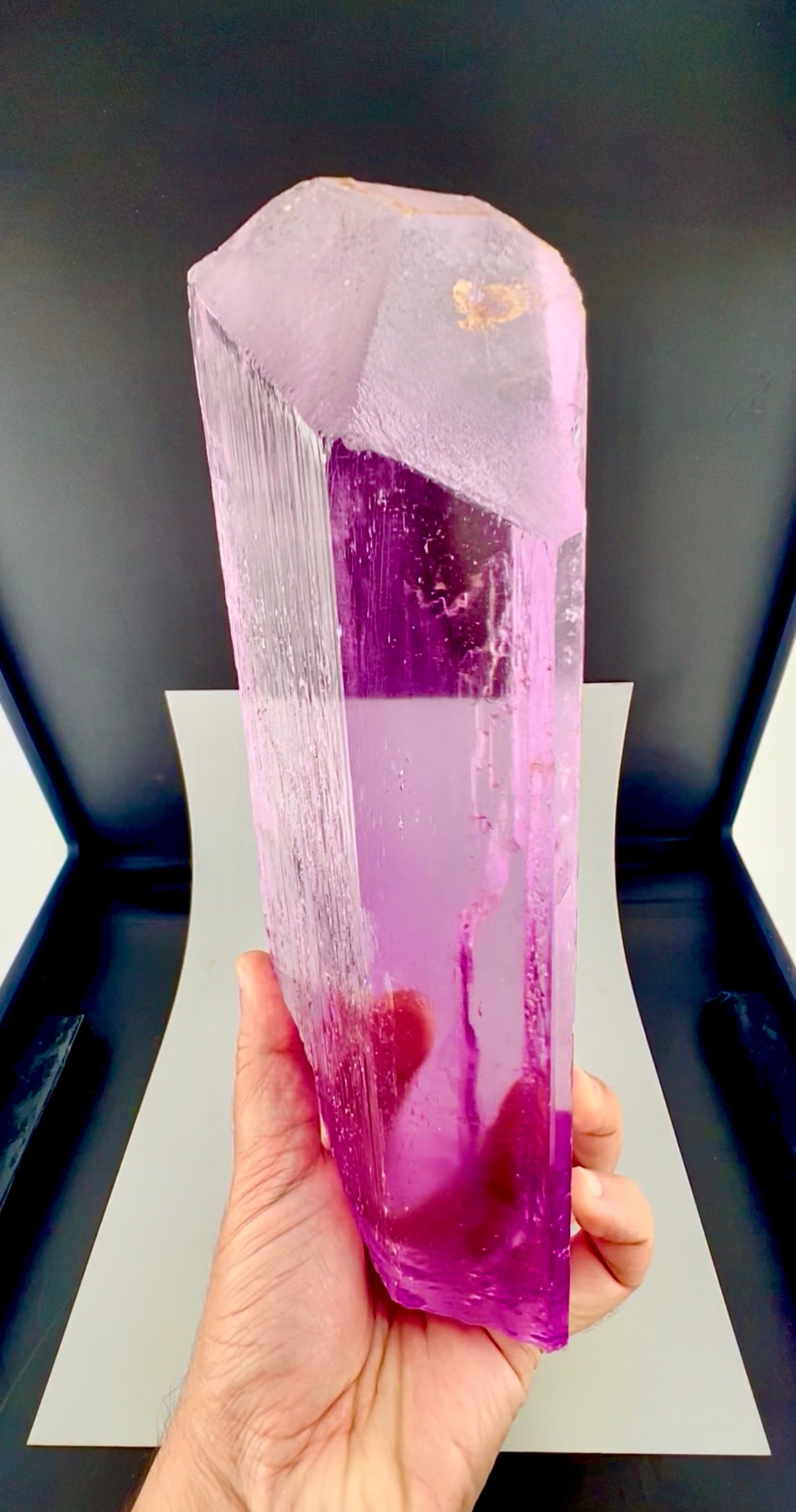 Facet Grade Kunzite Crystal , 2293 gram