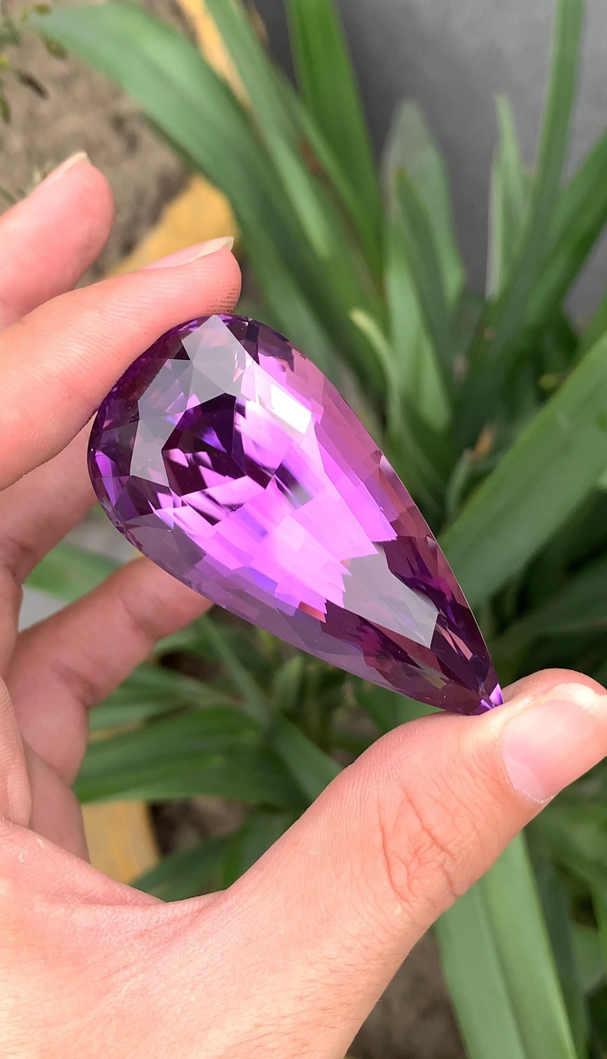 Natural Deep Pink Kunzite Gemstone – 300 Ct Afghan Pear Cut Kunzite – Massive Collector Gem , Museum Size Stone