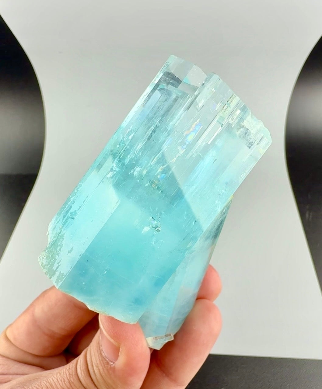 Aquamarine crystal from Pakistan, 166 gram