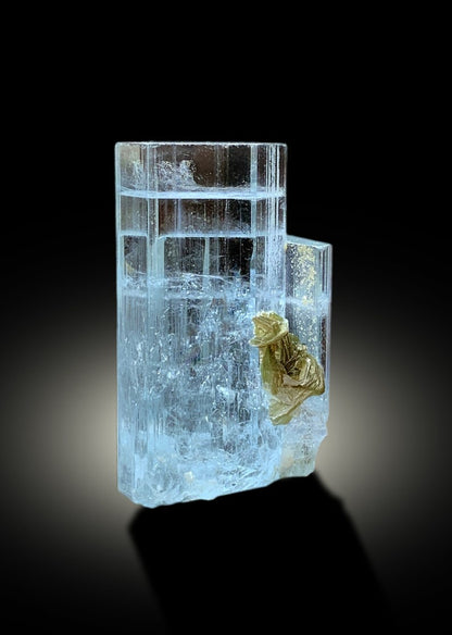 Natural Sky Blue Color Aquamarine Crystal, Aquamarine with Mica, Aquamarine from Shigar valley Skardu Pakistan - 49 gram