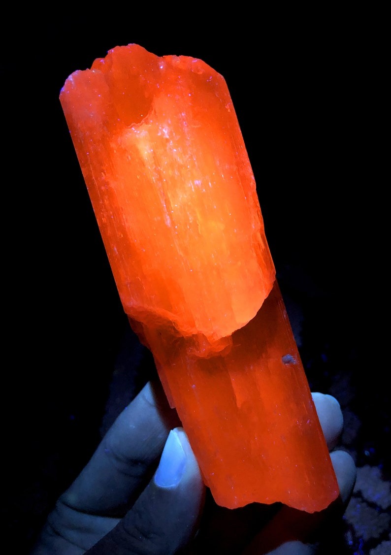Fluorescent Pink Kunzite Crystal, Double Terminated Kunzite, Raw Mineral, Crystal Specimen, Kunzite from Afghanistan - 320 gram