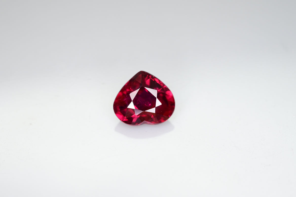 Bellerophon No Heat 1.050 CT Pigeon Blood Red Ruby Gemstone Heart Cut
