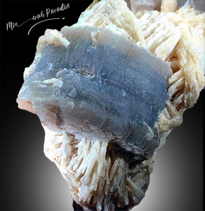 Black schorl tourmaline contrast on AquaMorganite specimen
AquaMorganite crystal 165x96mm full specimen top viewRare morganite 