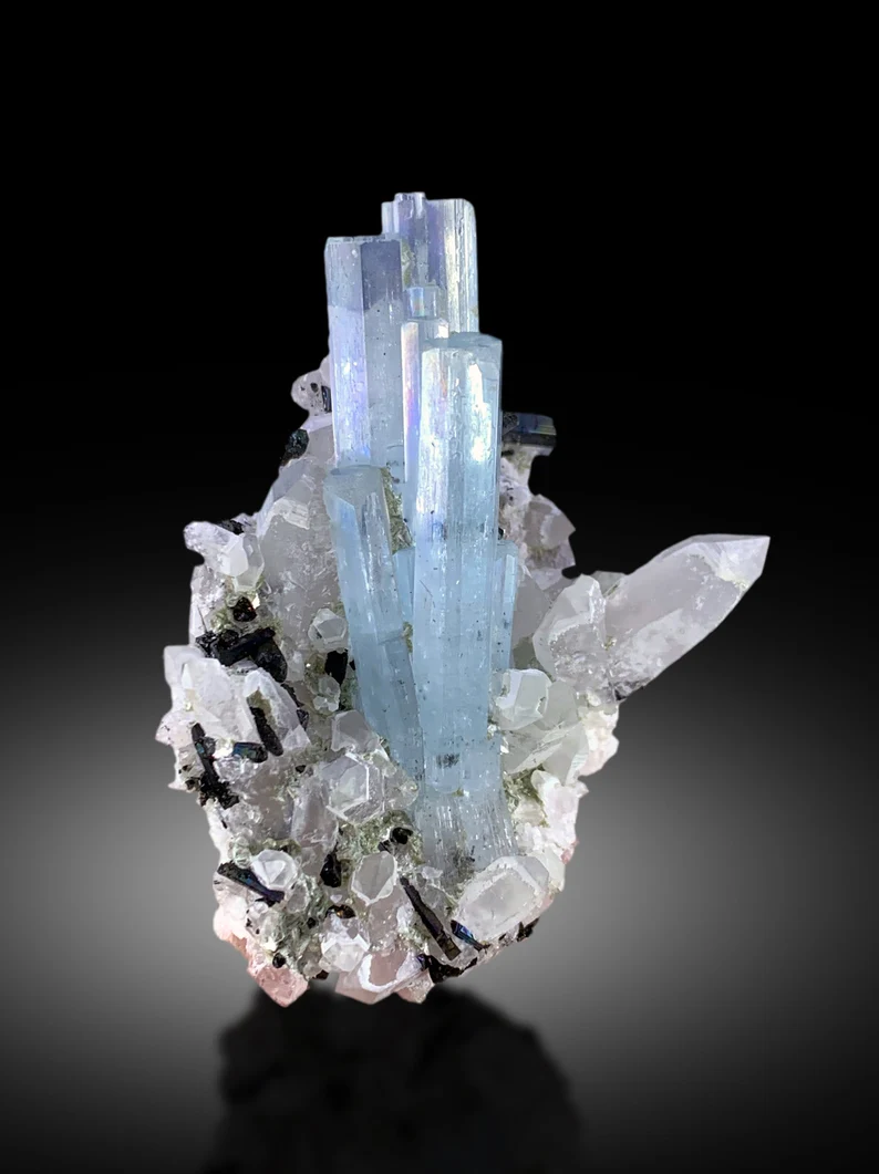 Aquamarine crystal dimensions 52 by 13 by 17 mm
Aquamarine specimen back angle view