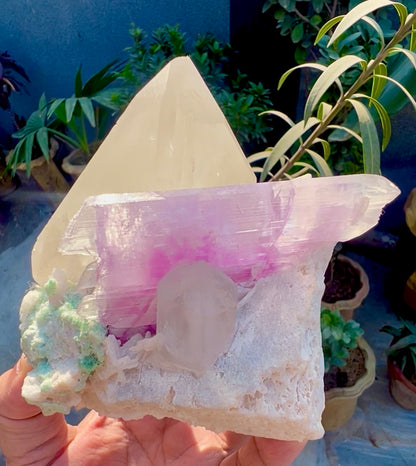 Kunzite with Quartz on matrix from Afghanistan, 740 gram
