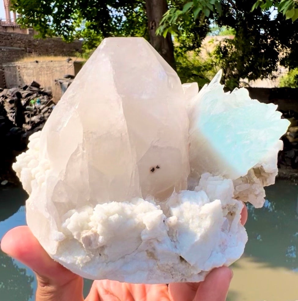 AquaMorganite crystal with Quartz and Albite from Pakistan, 1465 grams