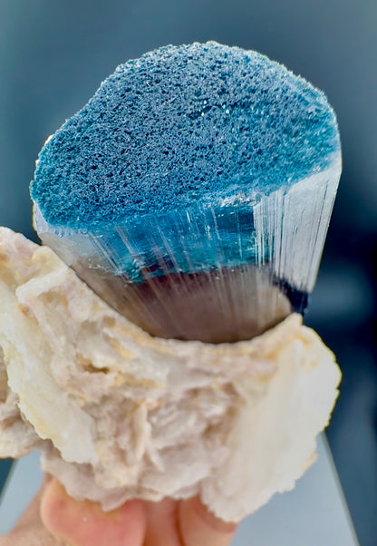 Blue Cap Tourmaline with Cleavlandite Albite from Afghanistan, 310 gran