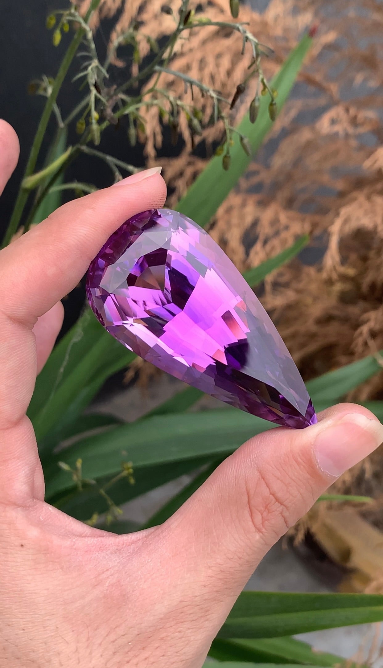 Natural Deep Pink Kunzite Gemstone – 300 Ct Afghan Pear Cut Kunzite – Massive Collector Gem , Museum Size Stone