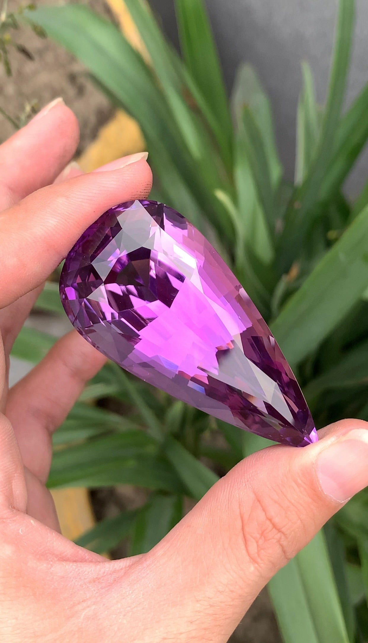 Natural Deep Pink Kunzite Gemstone – 300 Ct Afghan Pear Cut Kunzite – Massive Collector Gem , Museum Size Stone