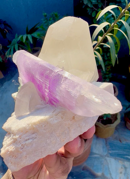 Kunzite with Quartz on matrix from Afghanistan, 740 gram