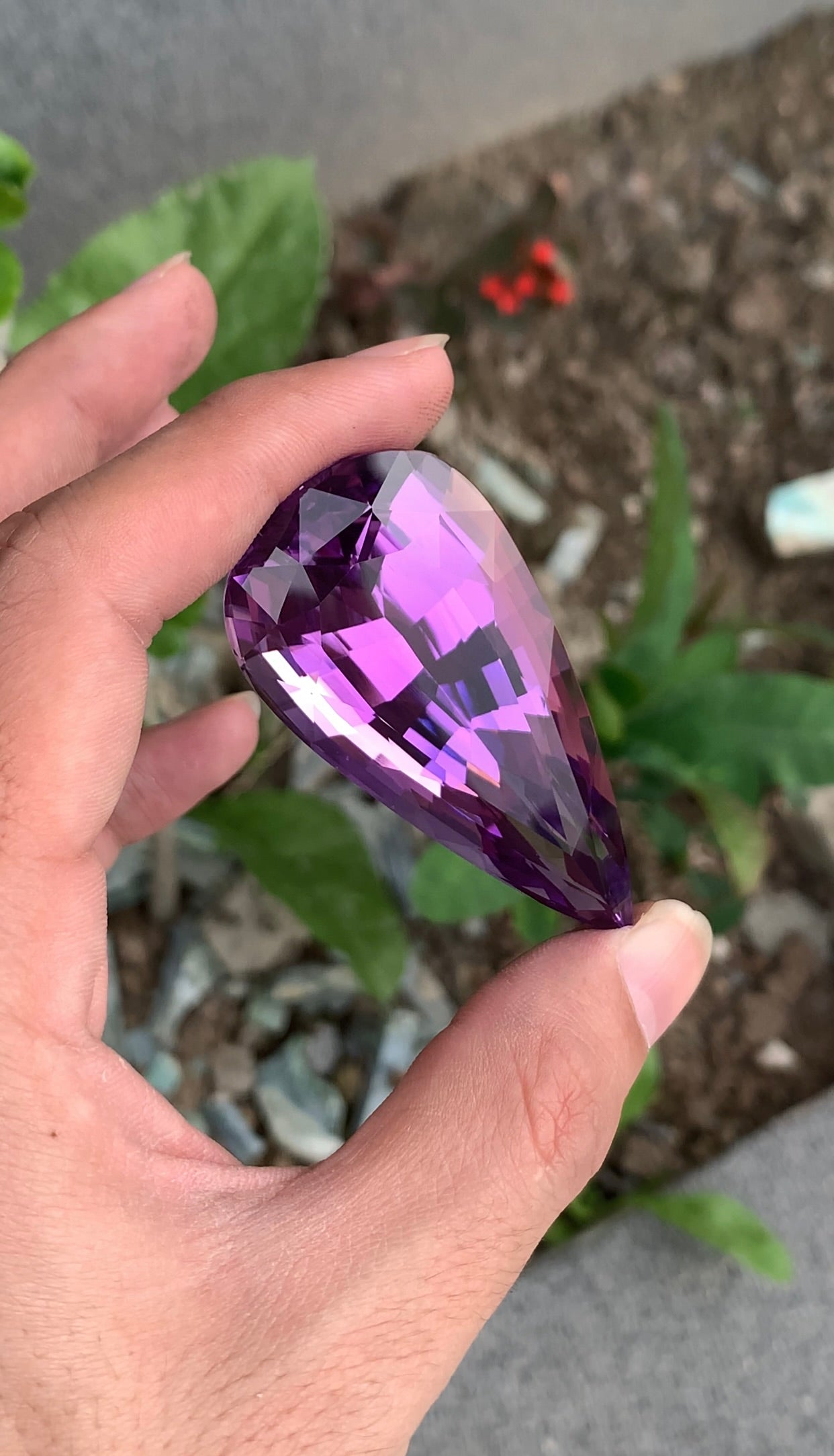 Natural Deep Pink Kunzite Gemstone – 300 Ct Afghan Pear Cut Kunzite – Massive Collector Gem , Museum Size Stone