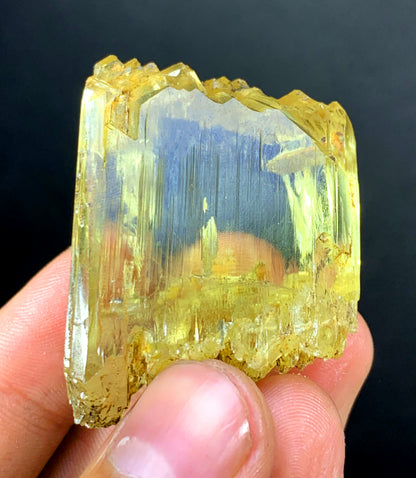 Substantial triphane crystal for display
Collector grade blocky triphane from Afghanistan
Triphane crystal lighting and transparency detail