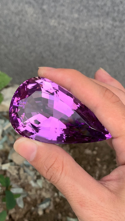 Deep Pink Kunzite Gemstone from Afghanistan – 477 Ct Museum Size Collector Gem – Investment Stone