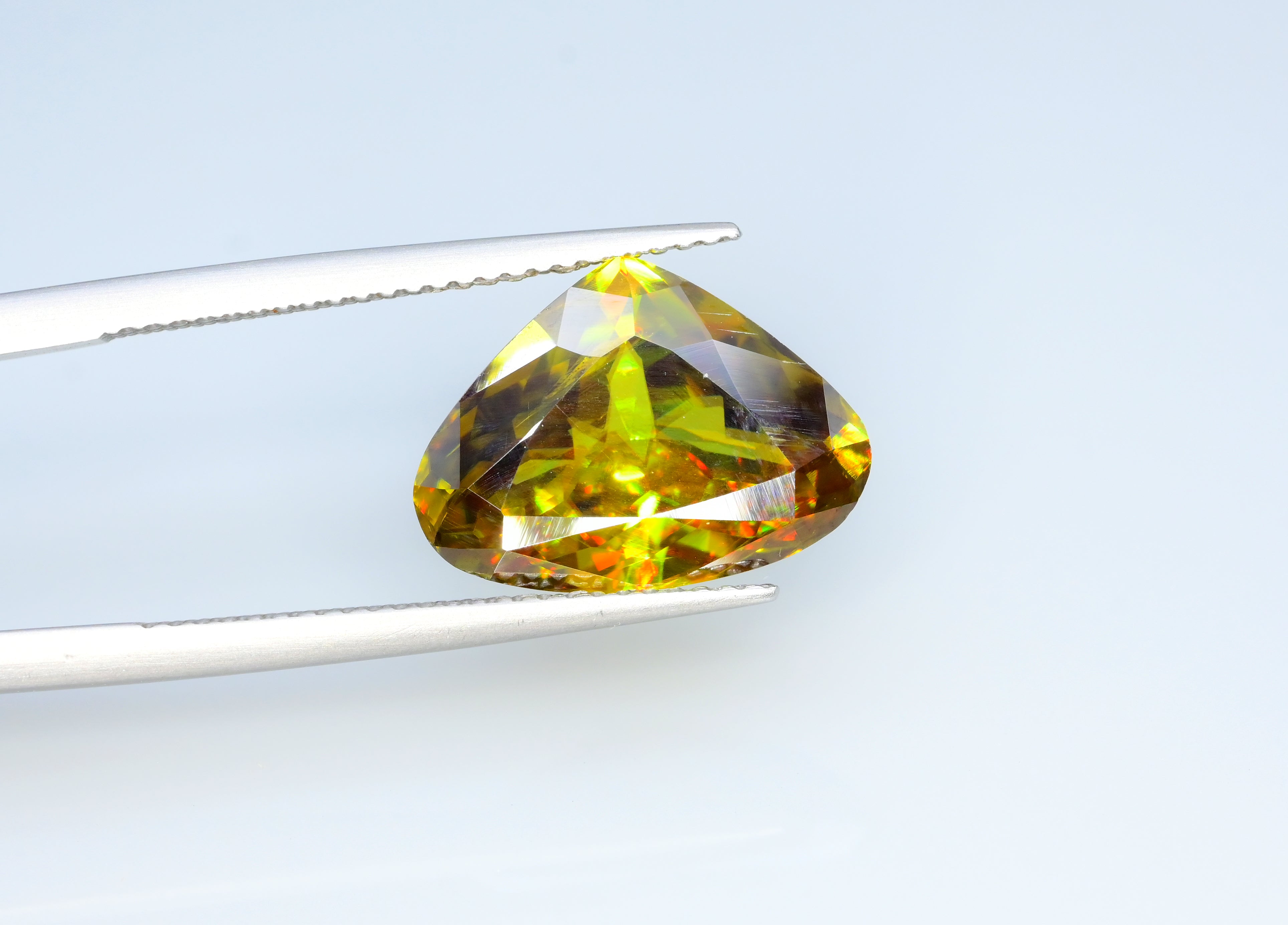 Sparkling Full Fire Titanite Sphene Gemstone, Loose Gemstone, Trillion Shape Faceted Rare Sphene Zagi Sphene - 6.70 CT