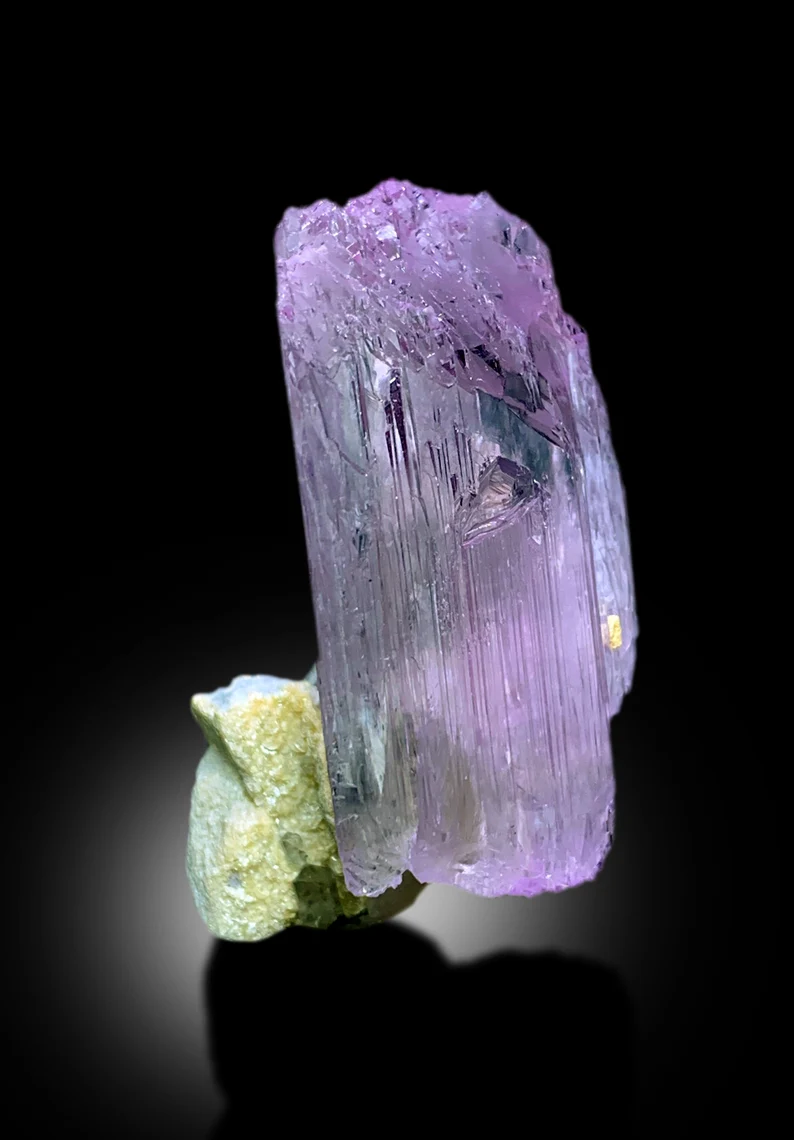Double terminated kunzite 74g Afghanistan
Kunzite quartz tourmaline matrix top view