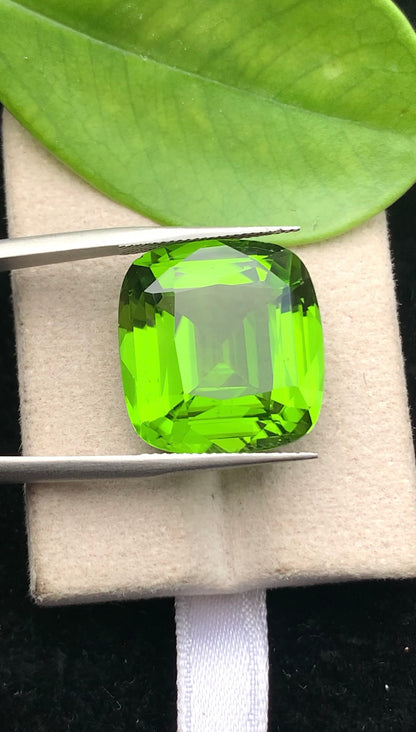 Natural Green Peridot 20.80 Ct Cushion Cut – Pakistan Peridot Gemstone