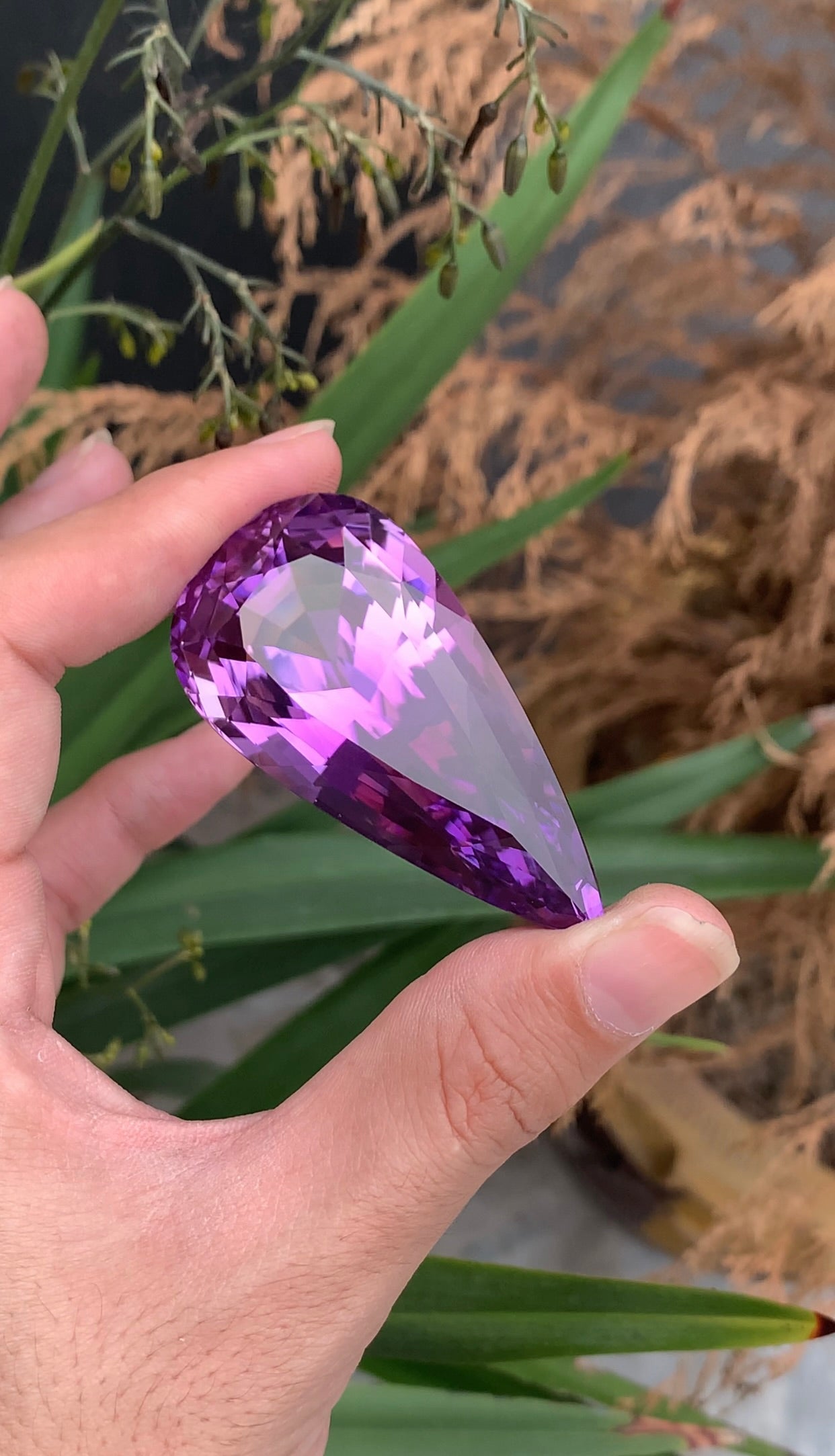 Natural Deep Pink Kunzite Gemstone – 300 Ct Afghan Pear Cut Kunzite – Massive Collector Gem , Museum Size Stone