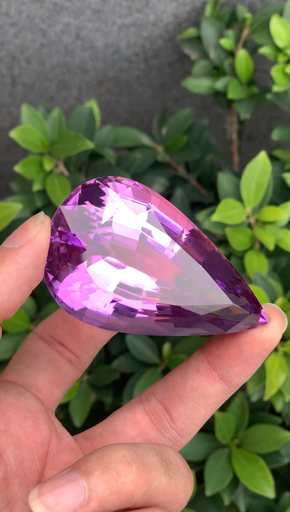 Deep Pink Kunzite Gemstone from Afghanistan – 477 Ct Museum Size Collector Gem – Investment Stone