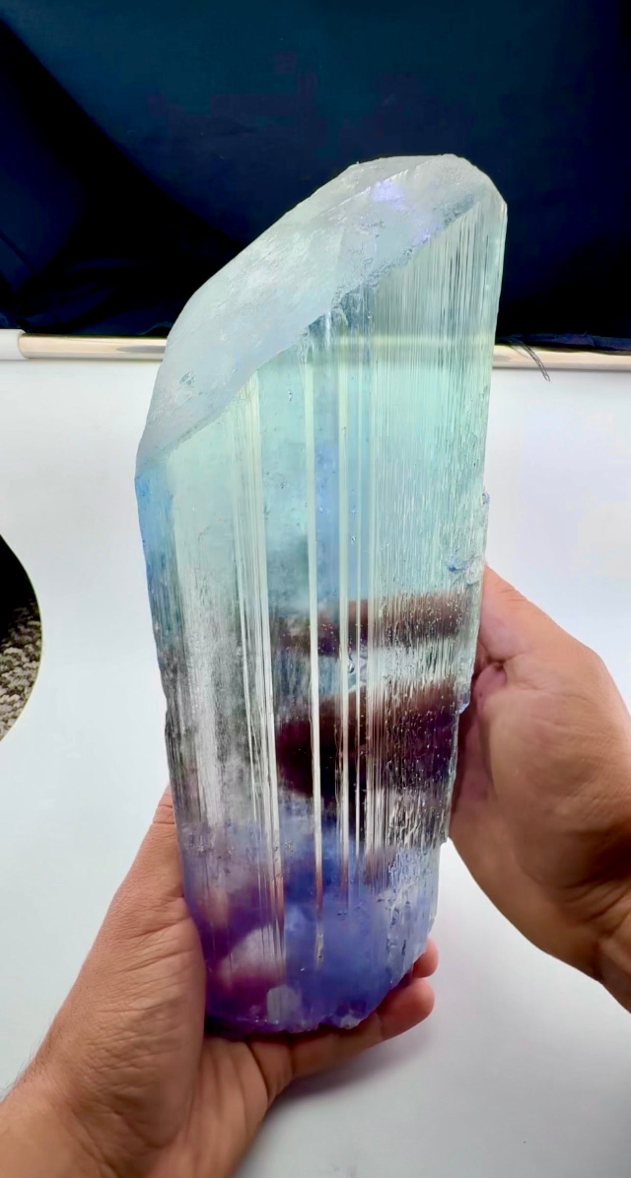 Spodumene Kunzite Crystal for Faceting - 4020 gram