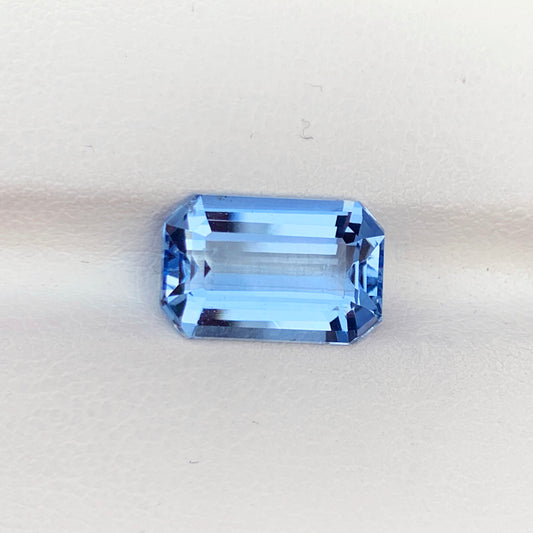 Emerald cut aqua blue aquamarine gemstone Brazil
Closeup of aquamarine gemstone facets and clarity