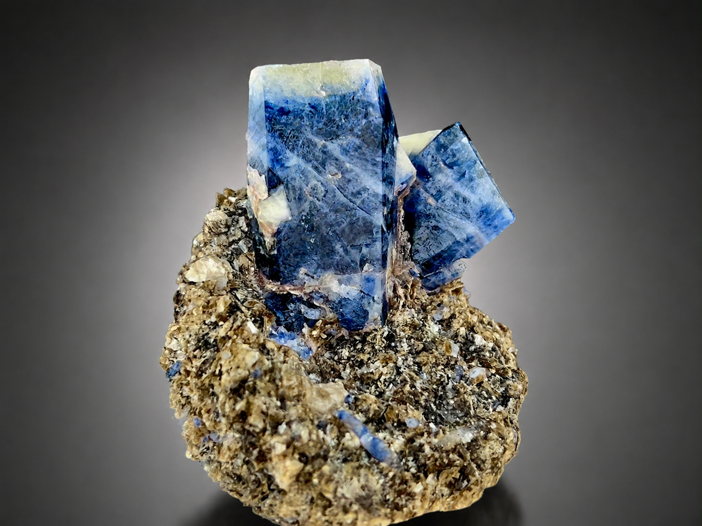 Sapphire Crystals on Matrix from Badakhshan Afghanistan – Fluorescent Collector Mineral Specimen , 210 gram