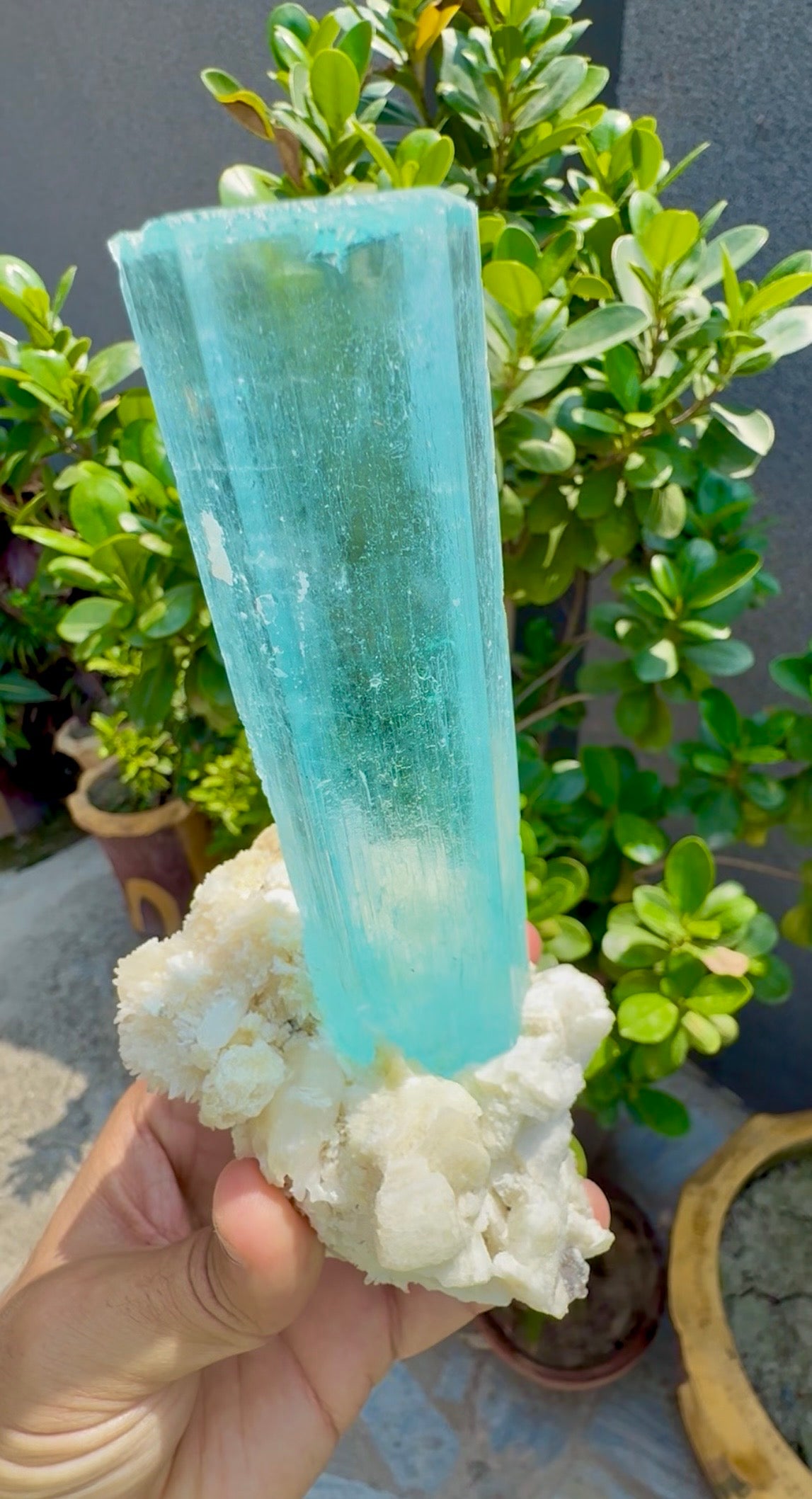 Aquamarine specimen from Pakistan, 570 gram