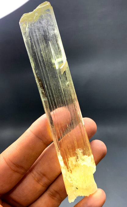 NATURAL YELLOW KUNZITE CRYSTAL, TRIPHANE CRYSTAL, KUNZITE SPECIMEN, SPODUMENE KUNZITE, MINERAL SPECIMEN, CRYSTAL SPECIMEN, 123 G