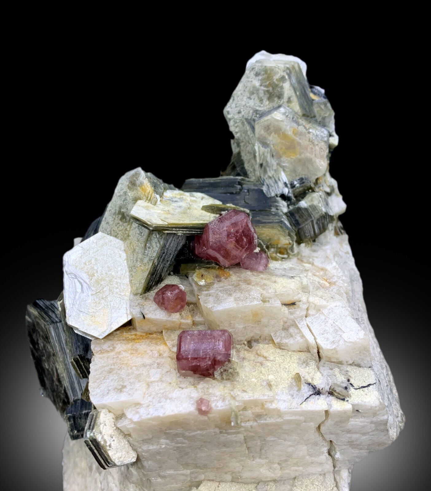 PINK APATITE CRYSTALS WITH STAR MICA AND FELDSPAR MINERAL SPECIMEN FROM SKARDU PAKISTAN - 1607 GRAM