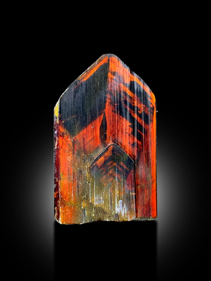 NATURAL RED COLOR BROOKITE CRYSTAL, RARE BROOKITE, BROOKITE STONE, RARE MINERAL, CRYSTAL SPECIMEN, BROOKITE FOR SALE - 13.55 CTS