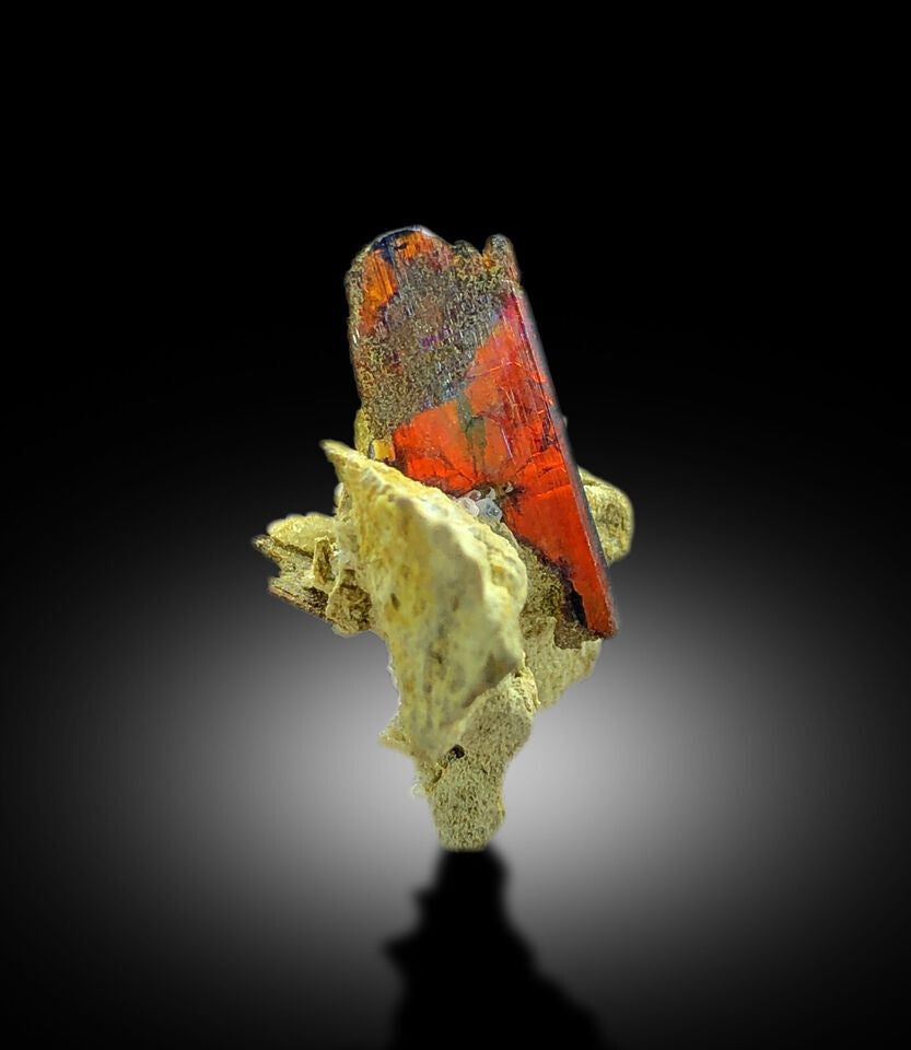 NATURAL RED COLOR BROOKITE CRYSTAL ON MATRIX, BROOKITE SPECIMEN, RARE MINERAL, BROOKITE STONE, CRYSTAL SPECIMEN - 14.95 CT