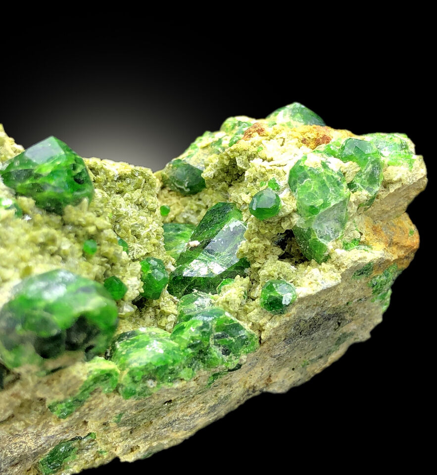 LUSH GREEN DEMANTOID GARNET CRYSTALS ON MATRIX, DEMANTOID GARNET SPECIMEN, GARNET STONE, RAW MINERAL, CRYSTAL SPECIMEN - 221 GRAM