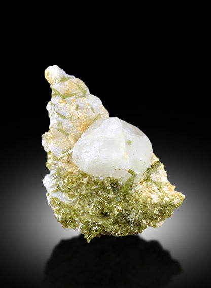 Lush Green Color Tourmaline Cluster with Pollucite and Feldspar, Tourmaline Specimen, Tourmaline from Chapu Mine Skardu Pakistan - 560 gram