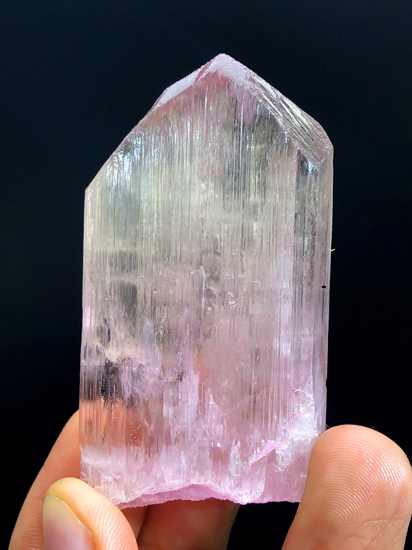 Kunzite crystal from Afghanistan, 60 gram