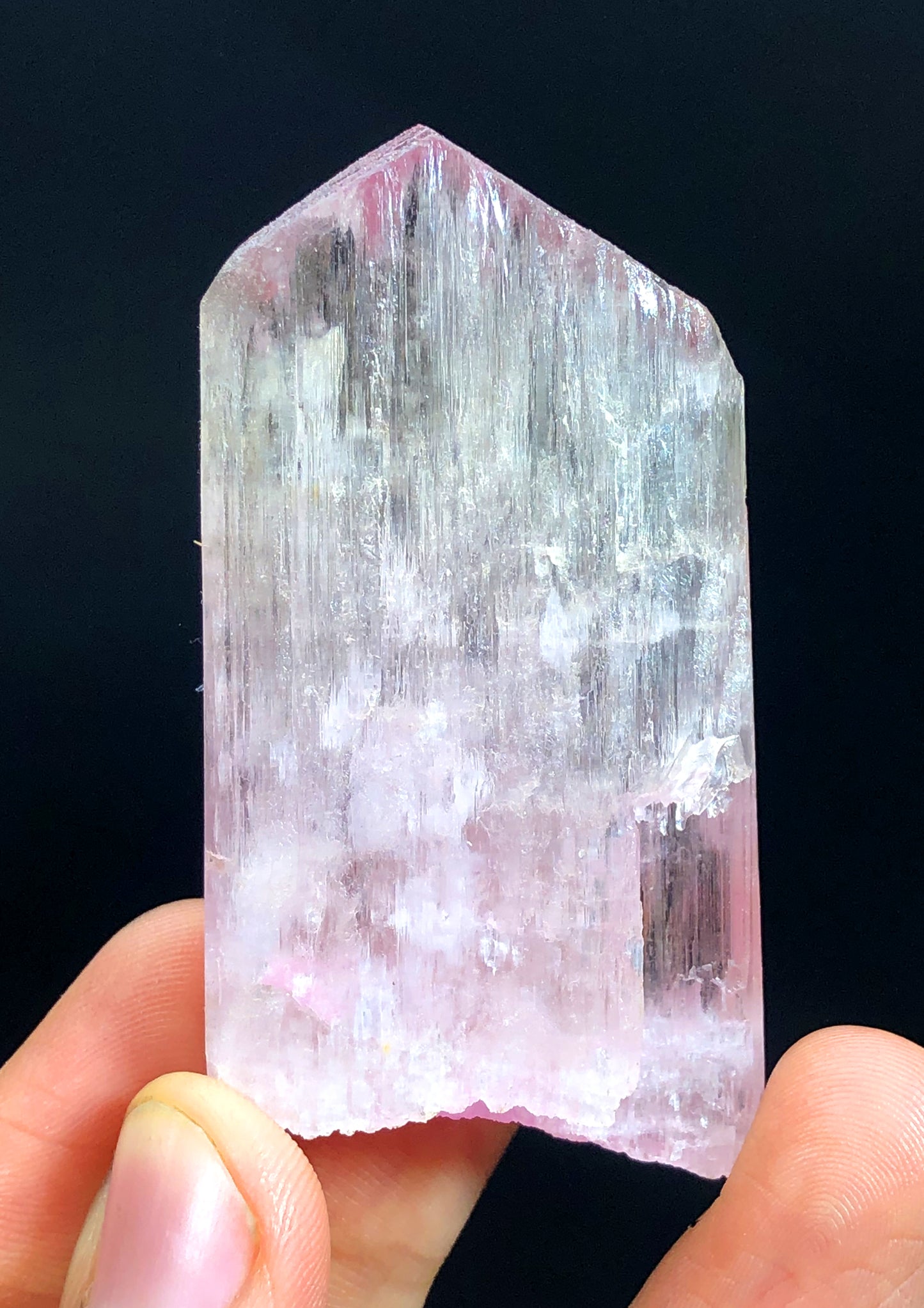 Kunzite crystal from Afghanistan, 60 gram